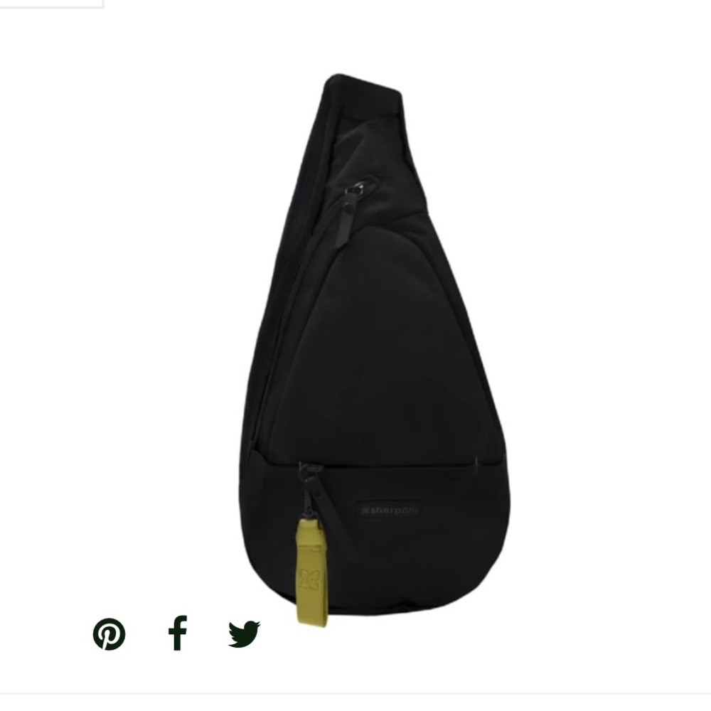 Sherpani Esprit Sling Bag - Black